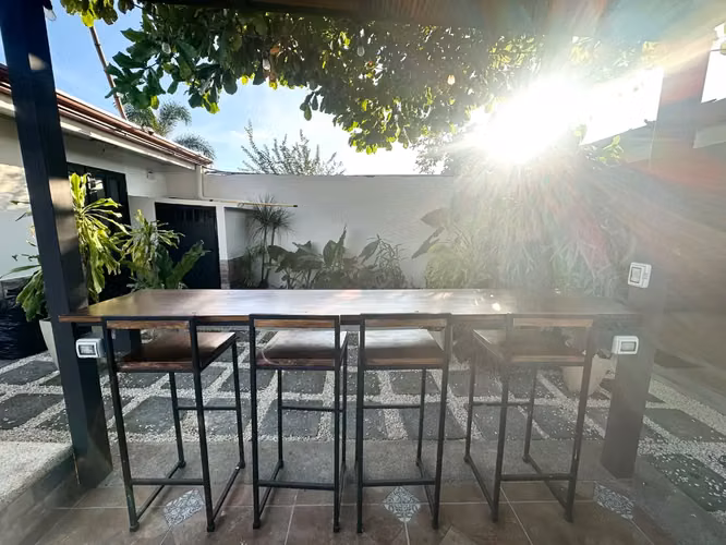 Casa con Piscina Privada en Jacó Sol, Costa Rica