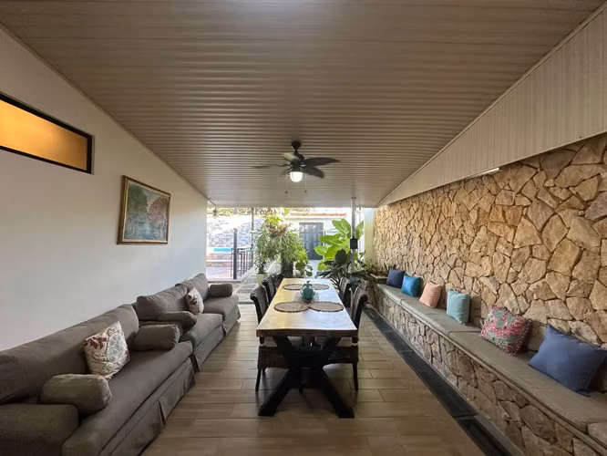 Casa Jacó Sol con Piscina Privada y Jacuzzi - Imagen 15