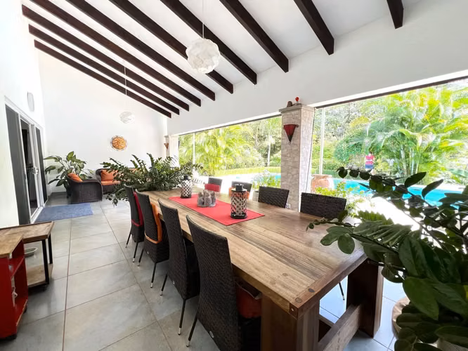 Villa Palma Royal Exclusiva Finca Privada con Lujo Moderno y Encanto Natural con establos para caballos en Las Delicias Santa Teresa - Imagen 9