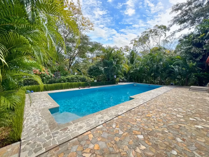 Villa Palma Royal Exclusiva Finca Privada con Lujo Moderno y Encanto Natural con establos para caballos en Las Delicias Santa Teresa - Imagen 6