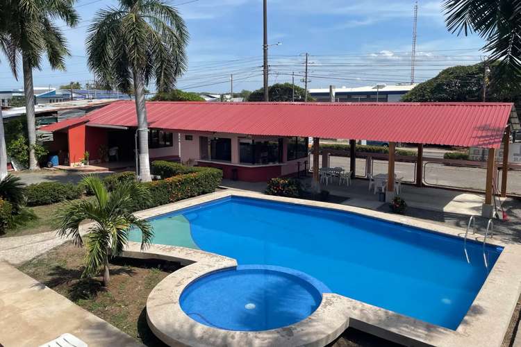 VENTA / Hotel Frente al Mar en El Cocal, Puntarenas: 24 Habitaciones, Piscina y Parqueo - Imagen 19