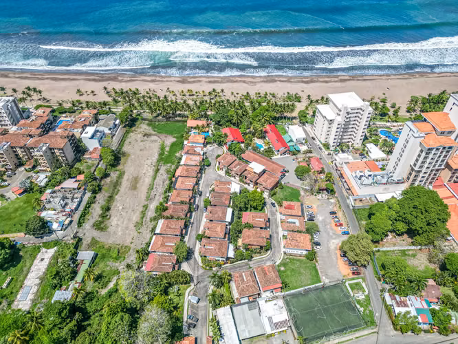 Una oportunidad única en la única comunidad residencial privada frente al mar de Jacó. - Imagen 19