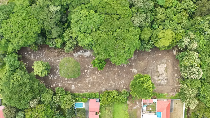 Terreno de primera en venta en Tárcoles, Costa Rica - ¡Oportunidad ideal para desarrollo! - Imagen 4
