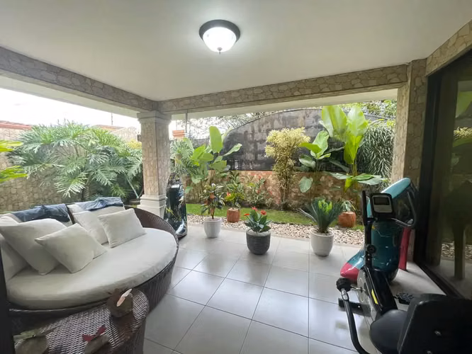 For Sale: Home in Gated Community – Guachipelín de Escazú