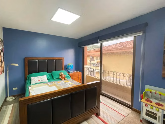 En Venta: Casa en Condominio Cerrado – Guachipelín de Escazú - Imagen 18