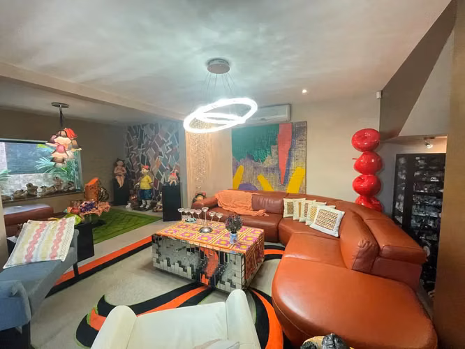 En Venta: Casa en Condominio Cerrado – Guachipelín de Escazú - Imagen 2