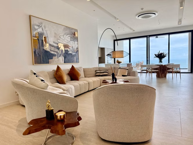Espectacular Residencia Arquitectónica Frente al Mar con Piscina Infinita y Vistas Panorámicas del Pacífico - Imagen 19