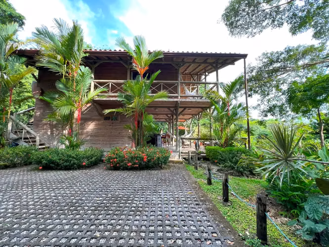 Casa Txakoli ocean view villa Mal Pais