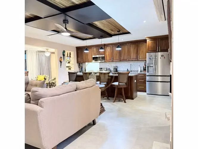 Nueva casa moderna de 4 dormitorios en Jacó (2023): Vida costera con comodidades de resort - Imagen 4