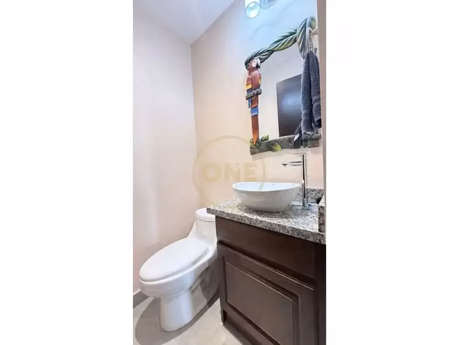 Nueva casa moderna de 4 dormitorios en Jacó (2023): Vida costera con comodidades de resort - Imagen 10