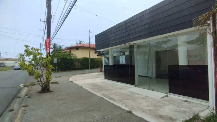 Edificio Comercial Esquinero en Jacó con Alto Potencial de Negocio - Imagen 6