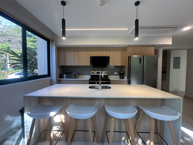 Condominio nuevo de 2 habitaciones en Playa Jacó - Imagen 3
