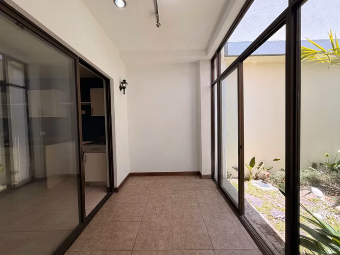 Cómodo Condominio en Venta en Escazú - Imagen 3