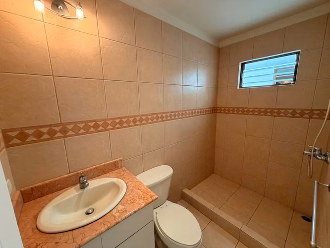 Cómodo Condominio en Venta en Escazú - Imagen 18