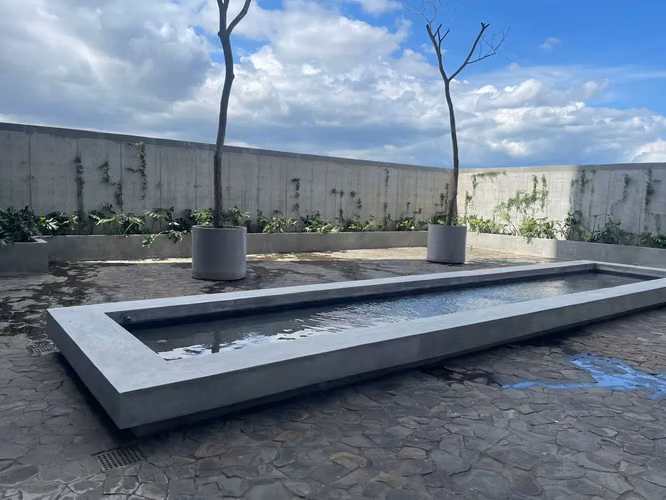 Apartamento Moderno con Vistas Panorámicas de la Ciudad y Acceso a Piscina en la Azotea - Imagen 14