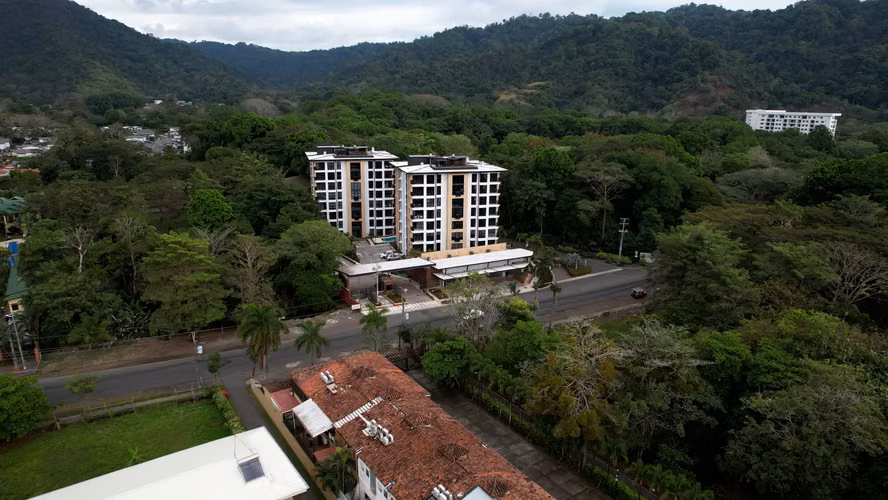 ¡Moderno Apartamento de 2 Habitaciones y 2 Baños con Vista al Mar en Jacó - Listo para su Estilo de Vida Costero! - Imagen 12