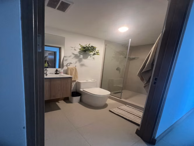 Exclusivo Apartamento de Lujo con Vistas Panorámicas al Mar en Jacó - Imagen 8