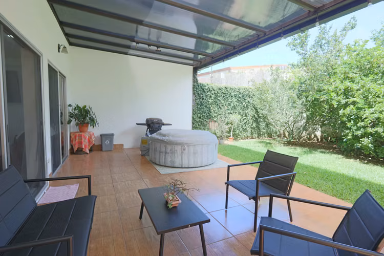 Venta Casa Independiente de 3 Habitaciones con Jardín en Alajuela - Imagen 12