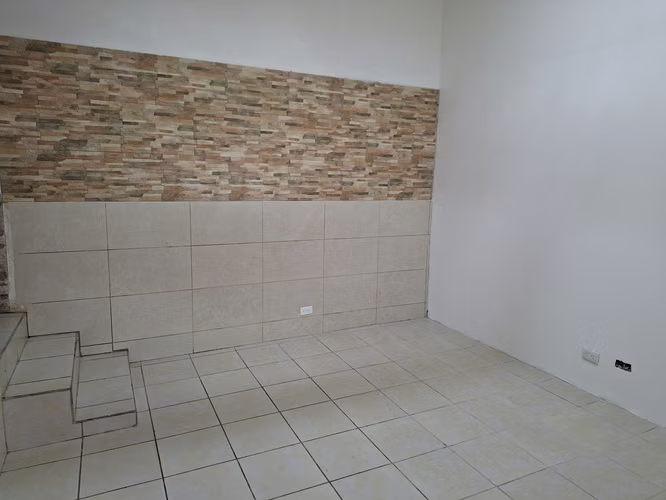 Casa de 200 m2 una planta con 5 espacios de Oficinas en San Pedro Centro - Imagen 15