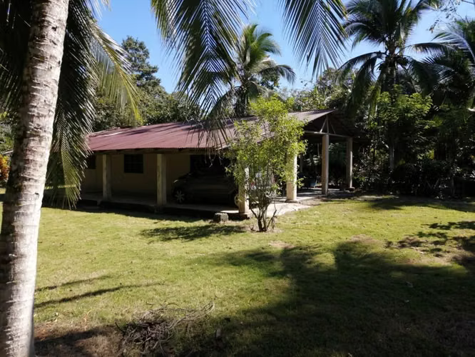 Venta de Propiedad + CASA en Matina de Limón. 27-275 LCV