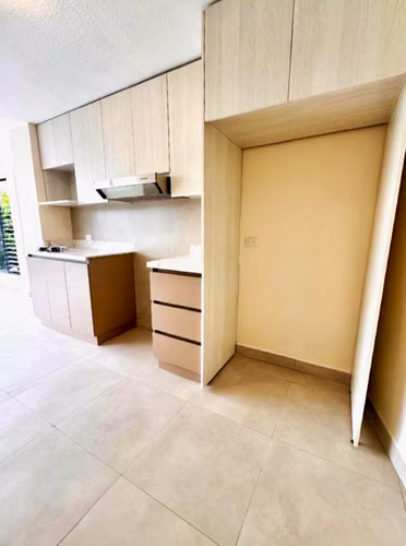 APARTAMENTO AMPLIO DE 220 M² CON VISTA PANORÁMICA EN BELLO HORIZONTE DE ESCAZÚ ( AM 1377 3) - Imagen 4