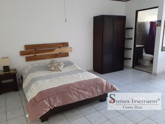 Apartamento amueblado a 2 cuadras del parque central
