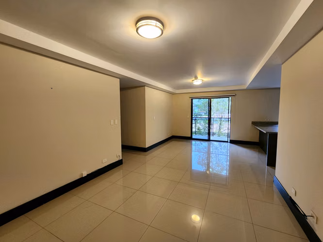 Alquiler de apartamento con línea blanca. Santa Ana - Imagen 6