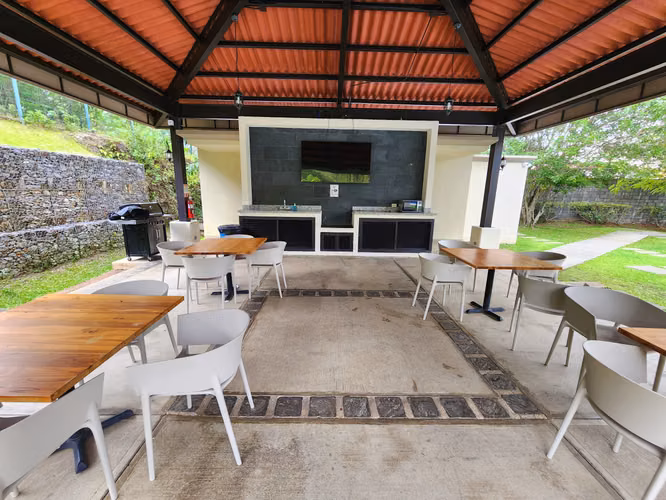 Alquiler de apartamento con línea blanca. Santa Ana - Imagen 17
