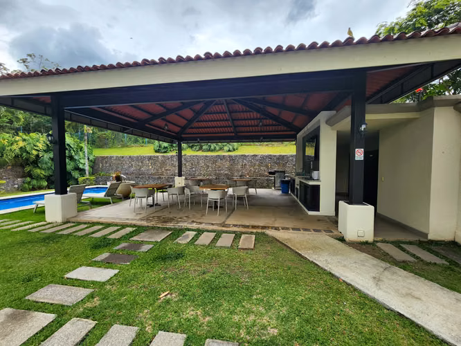 Alquiler de apartamento con línea blanca. Santa Ana - Imagen 18
