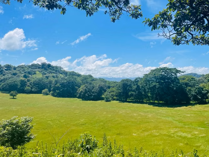 Terreno con Vista a las Montañas Cerca de Tamarindo – El Llano, Costa Rica - Imagen 7