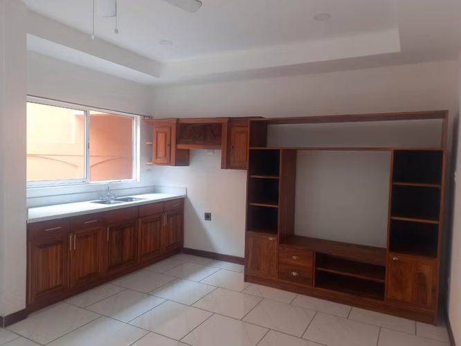 ALQUILER DE APARTAMENTO EN SANTA ANA CENTRO - Imagen 5