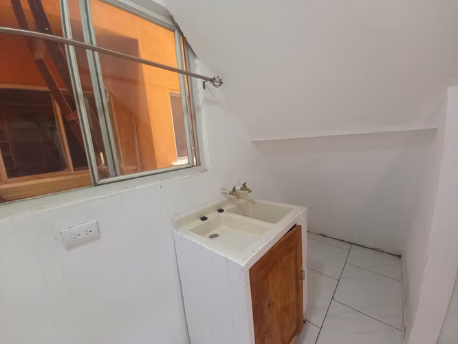 ALQUILER DE APARTAMENTO EN SANTA ANA CENTRO - Imagen 9