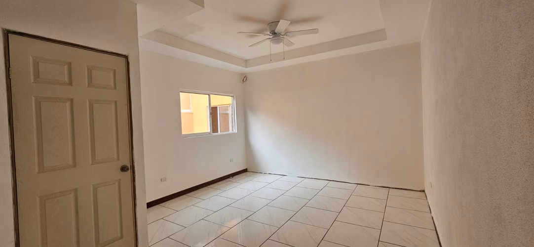 ALQUILER DE APARTAMENTO EN SANTA ANA CENTRO - Imagen 7