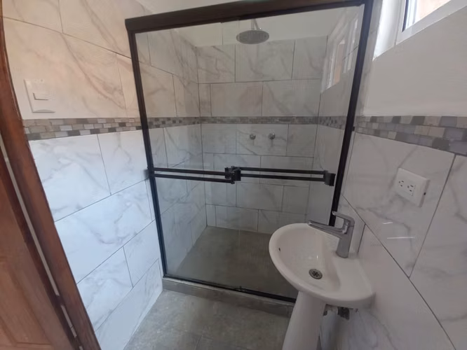 ALQUILER DE APARTAMENTO EN SANTA ANA CENTRO - Imagen 6