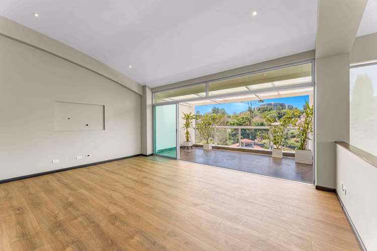PENTHOUSE CON VISTA Y LINEA BLANCA EN BELLO HORIZONTE ESCAZU - Imagen 8