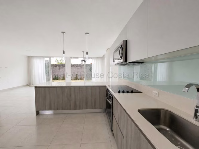 27-225 | Casa en Alquiler | Belén, Heredia - Imagen 2