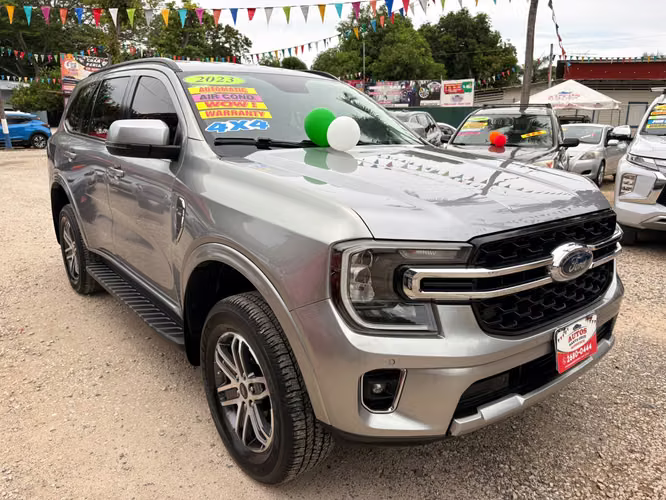 FORD EVEREST XLT-2023-AUTO-SHIFT TRONIC-7 PSJ- - Imagen 4