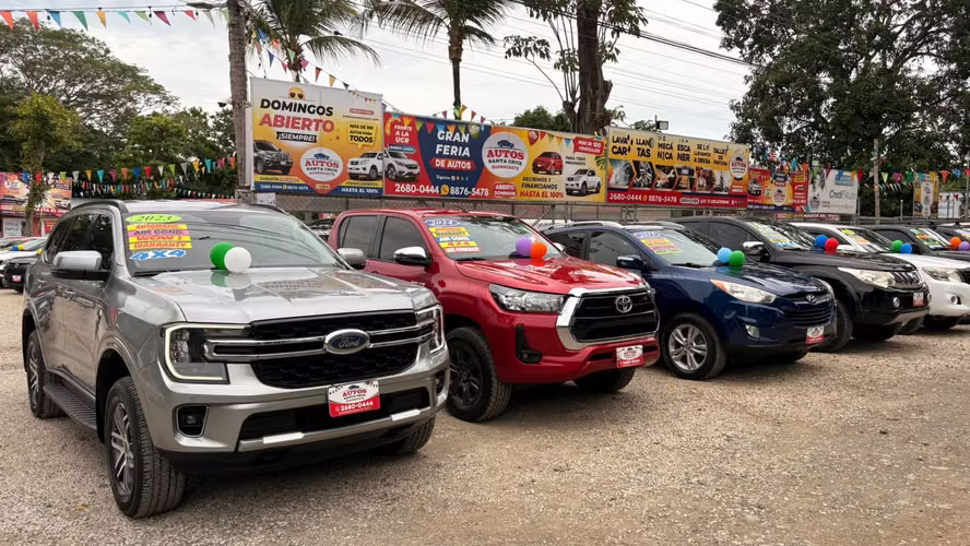 FORD EVEREST XLT-2023-AUTO-SHIFT TRONIC-7 PSJ- - Imagen 10