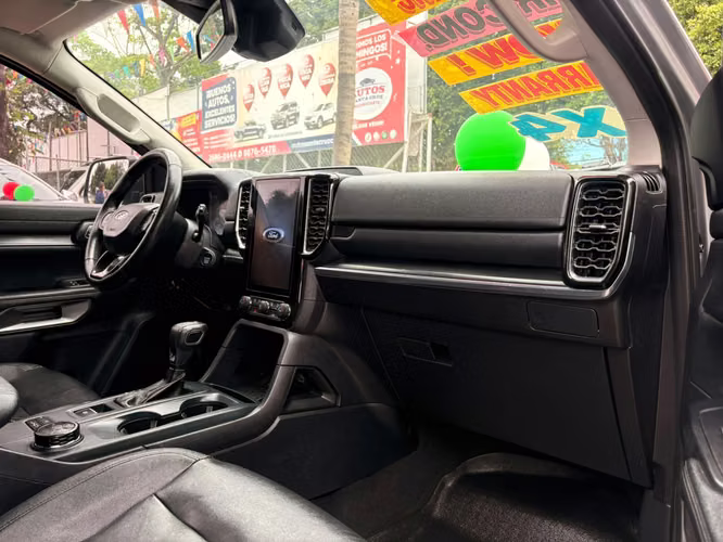 FORD EVEREST XLT-2023-AUTO-SHIFT TRONIC-7 PSJ- - Imagen 7