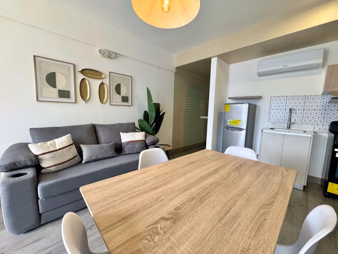 Apartamento tipo estudio amueblado y equipado - Imagen 4