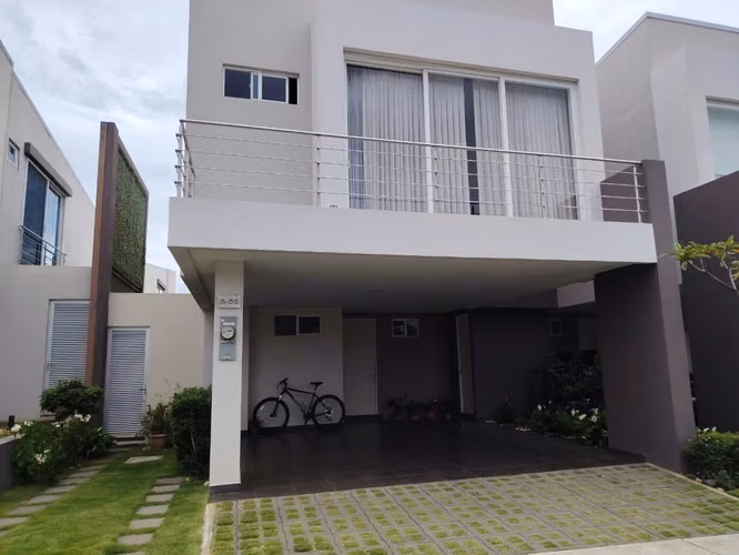 Casa amueblada en condominio - Imagen 2