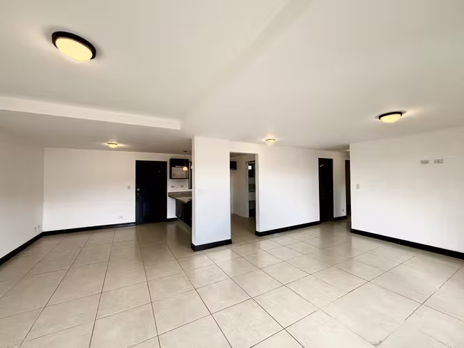Alquiler | Aparta Fresco de 2 Habitaciones | Principal con walk-in closet - Imagen 10