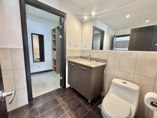 Apartamento un dormitorio en condominio en Santa Ana - Imagen 10
