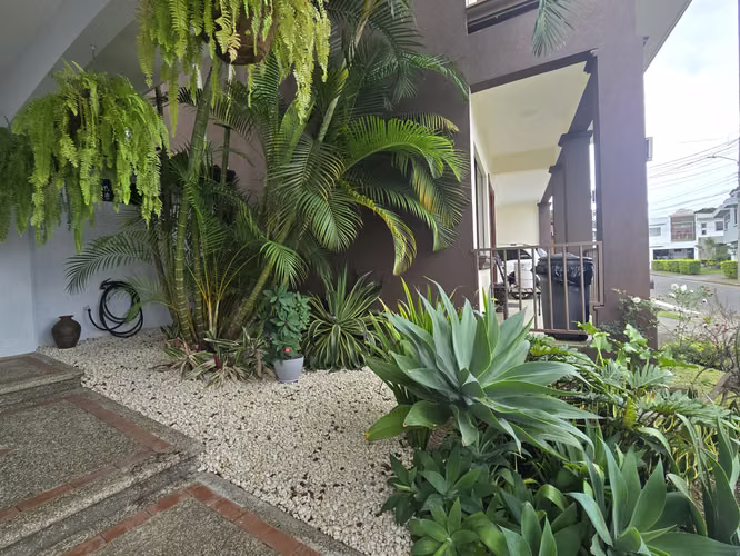 VENTA CASA LOMAS DE GRANADILLA 4 DORMITORIOS (Jk) - Imagen 2