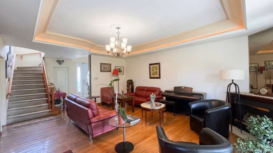 Venta/Alquiler casa con uso comercial, San Ramón, La Unión (AD)