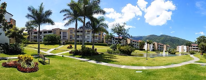 Avalon Country Club, Santa Ana - 3DOR/2.5BA - 160 m2