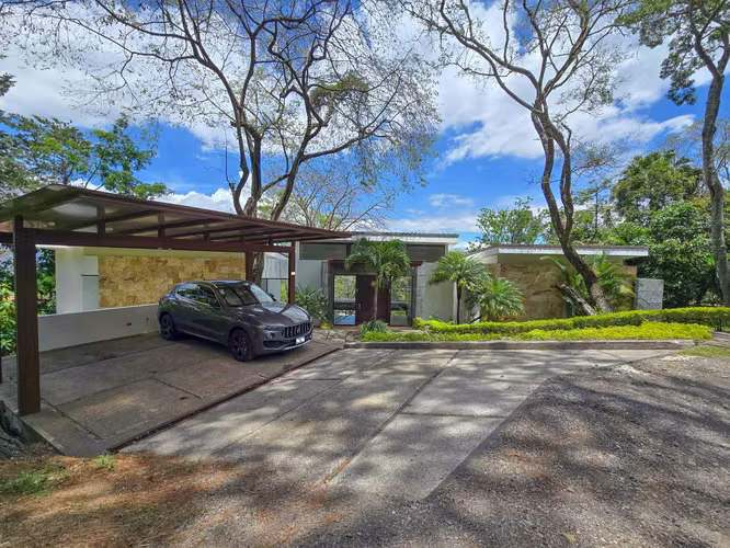 Lujosa Casa Contemporánea en Residencial Montaña del Sol / Santa Ana / 420 m² / Lote 1.577 m² - Imagen 17