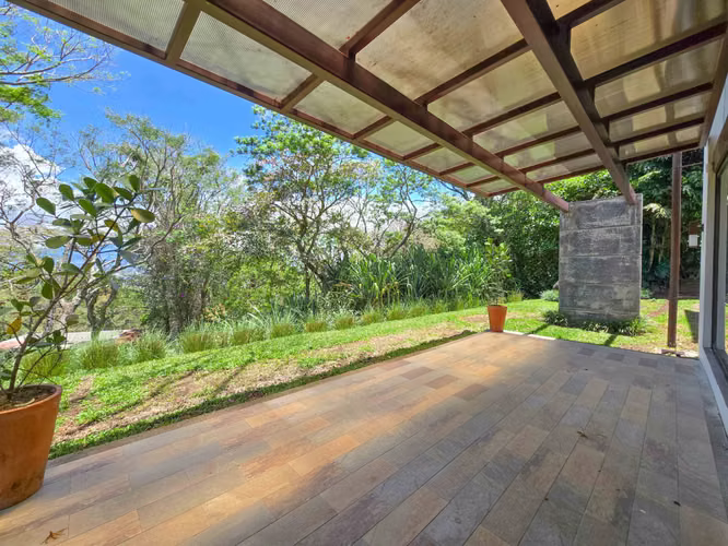 Lujosa Casa Contemporánea en Residencial Montaña del Sol / Santa Ana / 420 m² / Lote 1.577 m² - Imagen 3