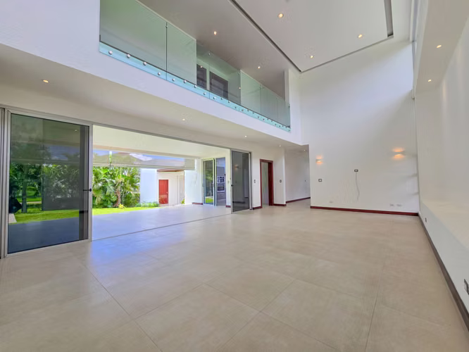 VALLE DEL SOL LINDORA SANTA ANA! CASA CONTEMPORANEA CON PISCINA PRIVADA - Imagen 9