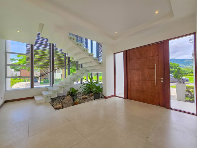 VALLE DEL SOL LINDORA SANTA ANA! CASA CONTEMPORANEA CON PISCINA PRIVADA - Imagen 8